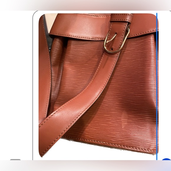 LOUIS VUITTON Authentic 
Beautiful Sac Depaule EPI LUXURY bag Like New ! ❤️ - Picture 4 of 9